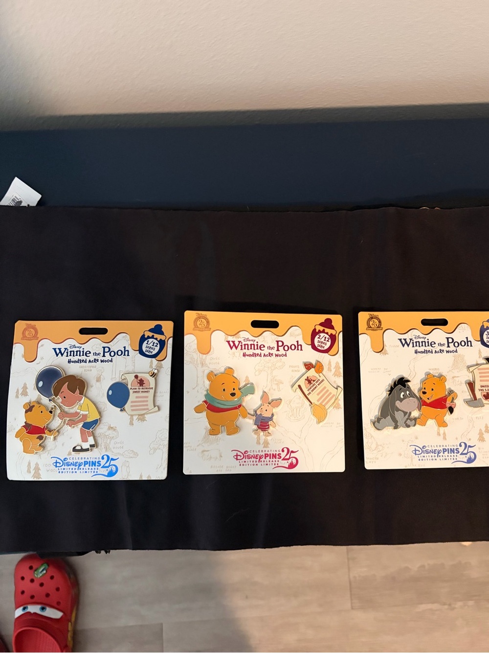 RARE Disney Winnie the Pooh Kids Collectible Pin Set -